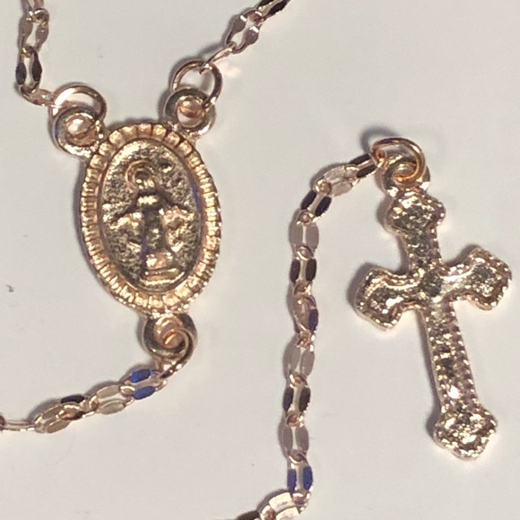 NWT Rosetone Gold Religious Necklace on a beautiful chain. - Picture 5 of 11